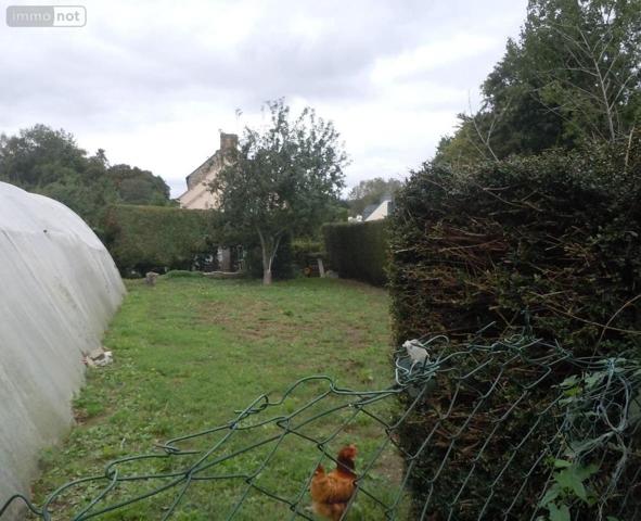 Terrain à Batir à vendre à Merdrignac dans les Côtes-d'Armor (22230), ref : 121/972