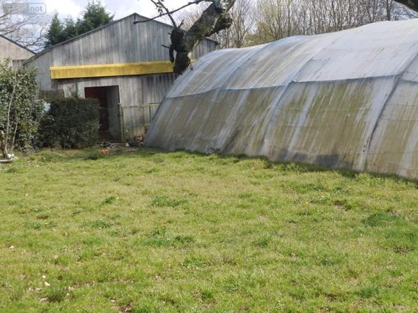 Terrain à Batir à vendre à Merdrignac dans les Côtes-d'Armor (22230), ref : 121/972