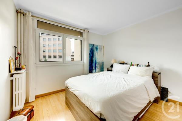 Appartement F4 à vendre  3 pièces - 66,17 m2 ISSY LES MOULINEAUX - 92