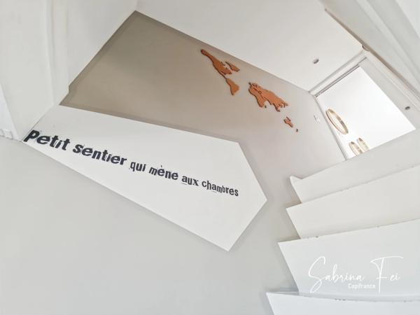 Maison en pierre au charme fou, pensée par un architecte, à deux pas de La Rochelle !