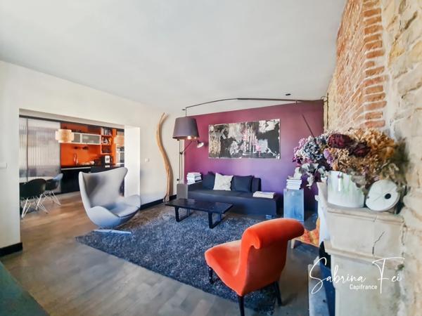 Maison en pierre au charme fou, pensée par un architecte, à deux pas de La Rochelle !