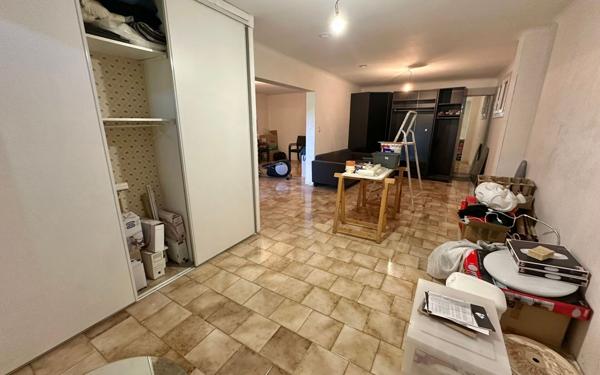 Maison à vendre    5 pièces •  Alès