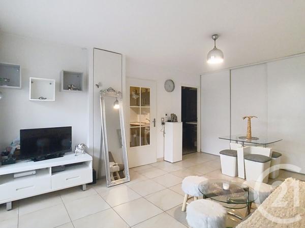 Appartement Studio à vendre  1 pièce - 32,44 m2 THIAIS - 94