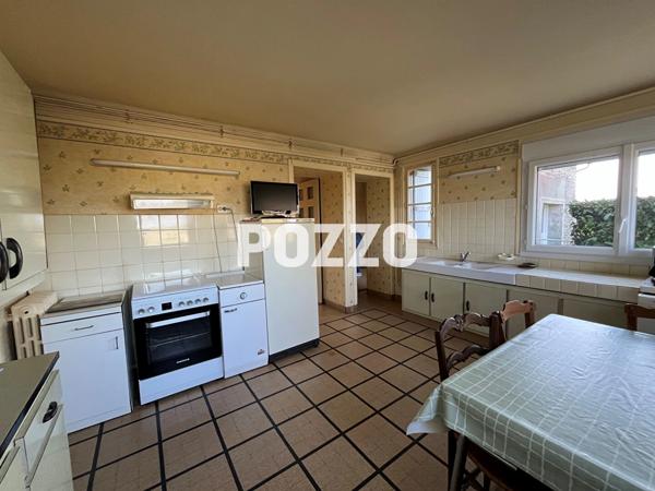 Maison Beauchamps 7 pièce(s) 130 m2 BEAUCHAMPS
