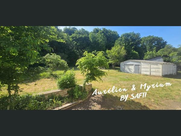 Ensemble immobilier mixte de 182 m² à rénover