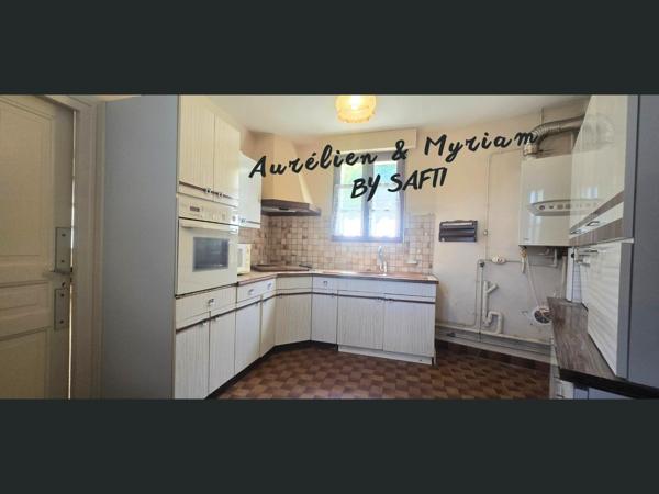 Ensemble immobilier mixte de 182 m² à rénover