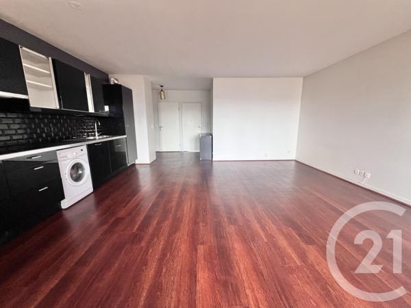 Appartement F4 à vendre  4 pièces - 80 m2 LA PLAINE ST DENIS - 93