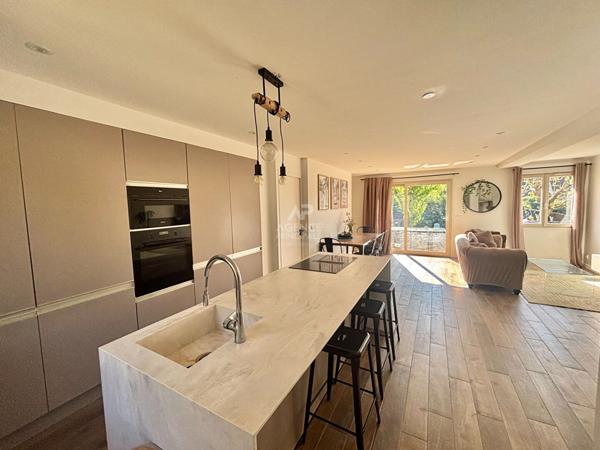 Maison Pontoise 6 pièce(s) 112.43 m2 €421 000 ** - Référence 11225