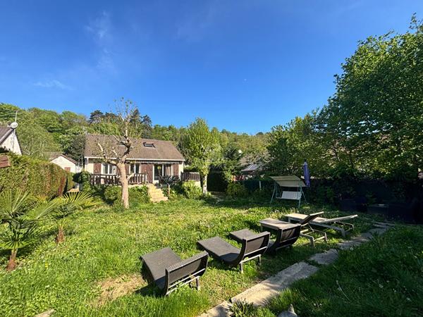 Maison Pontoise 6 pièce(s) 112.43 m2 €421 000 ** - Référence 11225