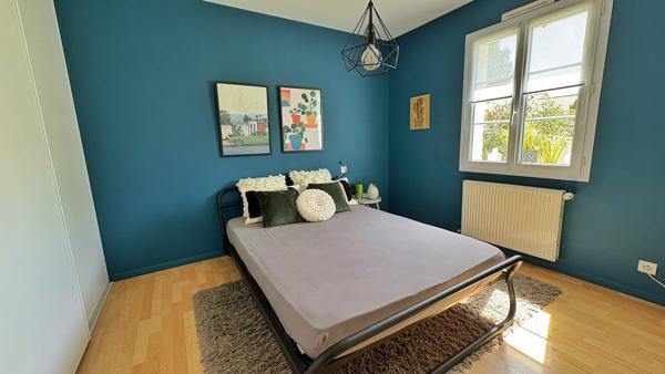 AIFFRES - Pavillon de plain pied de 144m² avec double garage