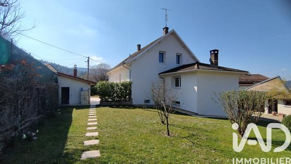 Maison à vendre 9 pièces 284 m² Oyonnax