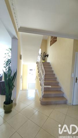 Maison à vendre 9 pièces 284 m² Oyonnax
