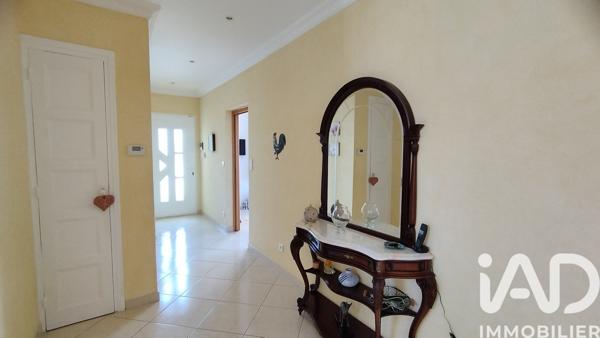 Maison à vendre 9 pièces 284 m² Oyonnax