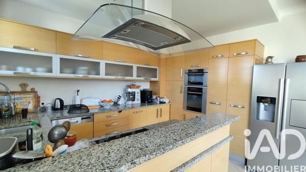 Maison à vendre 9 pièces 284 m² Oyonnax