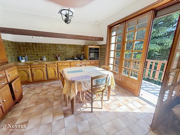 SOUS OFFRE !!! MAISON FEYZIN 4 CHAMBRES 245 m²