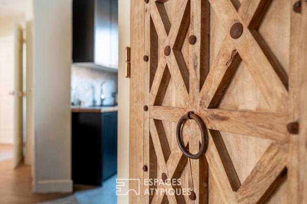 Appartement contemporain dans un immeuble art déco