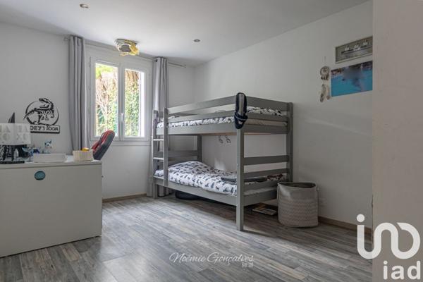 Maison traditionnelle 5 pièces de 90 m² à Limay (78520)