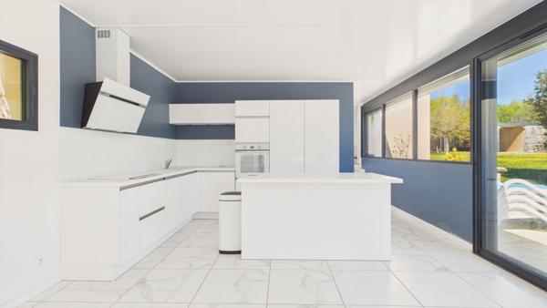 Maison de charme 6 pièces avec piscine, hameau paisible Cajarc