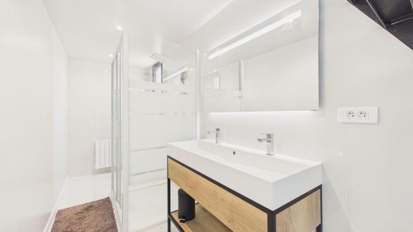 Maison de charme 6 pièces avec piscine, hameau paisible Cajarc