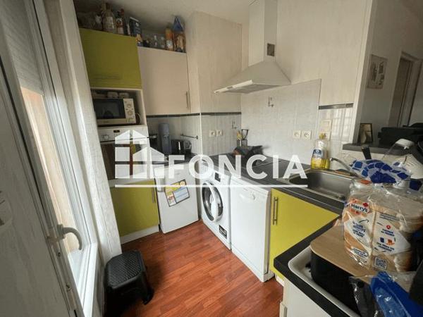 Location Appartement 2 pièces 36 m² - 13 RUE EMILE ZOLA La Roche Sur Yon 85000
