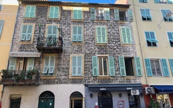 Appartement à vendre    2 pièces • 25,58 m2 Nice