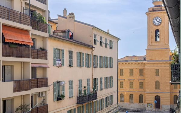 Appartement à vendre    2 pièces • 25,58 m2 Nice