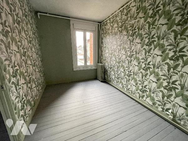 ALBERT - MAISON - PROCHE CENTRE-VILLE - 4 CHAMBRES