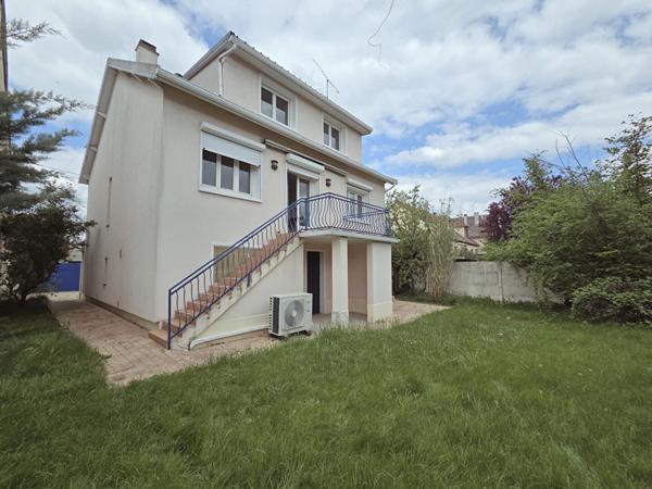 Superbe maison familiale sur 402 m² de terrain, 150 m² habitables ,4 chambres, AUCUN TRAVAUX, DPE C