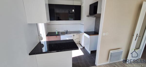 Appartement 3 pièce(s) 2 chambre(s) 56 m²