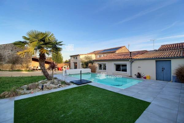 Maison La Creche 6 pièce(s) 244 m2