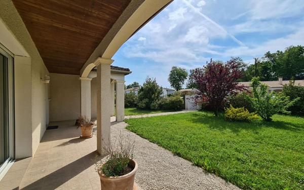 Maison à vendre    5 pièces •  Breuillet