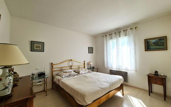 Maison à vendre    5 pièces •  Breuillet