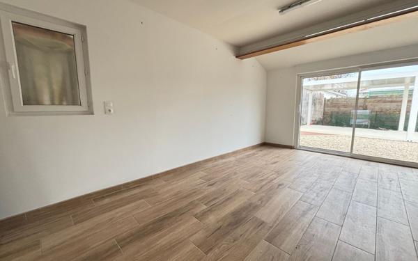 Maison à vendre    5 pièces •  Breuillet