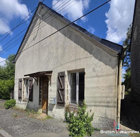 Maison à proximité de LASSAY-LES-CHÂTEAUX