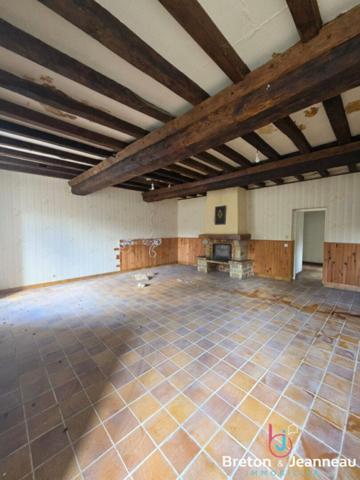 Maison à proximité de LASSAY-LES-CHÂTEAUX