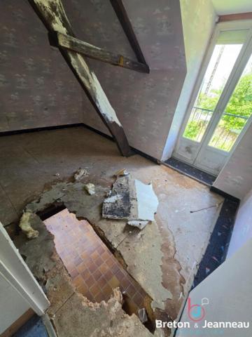 Maison à proximité de LASSAY-LES-CHÂTEAUX