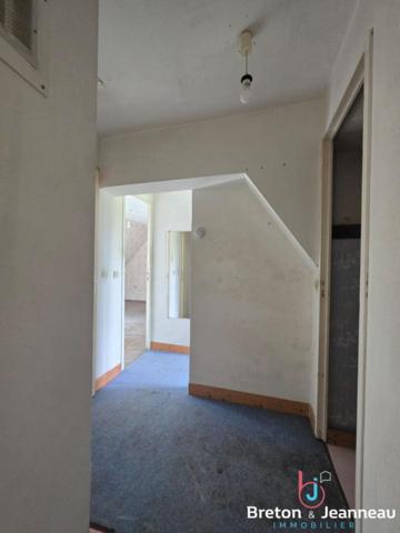 Maison à proximité de LASSAY-LES-CHÂTEAUX