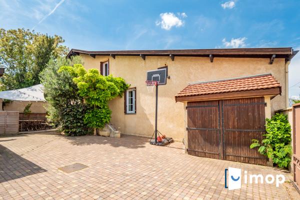 Belle maison rénovée avec goût Secteur Village