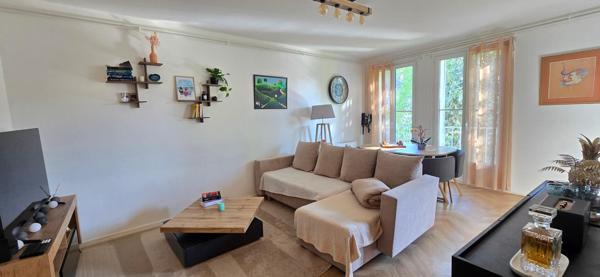 CHARTRES Basse ville : Magnifique T2 45m² env. + cave
