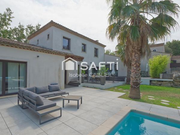 Rochefort-du-Gard – Villa d'architecte contemporaine avec piscine