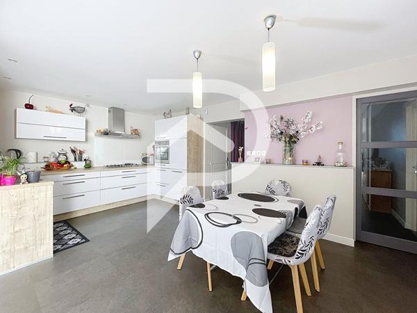 Maison 6 pièces 111 m2