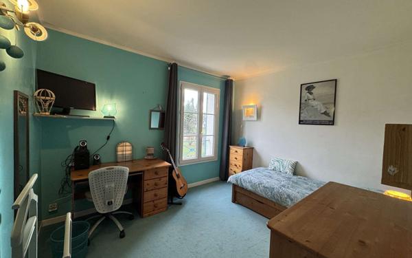 Maison à vendre    7 pièces • 190 m2 Chailly-en-Bière