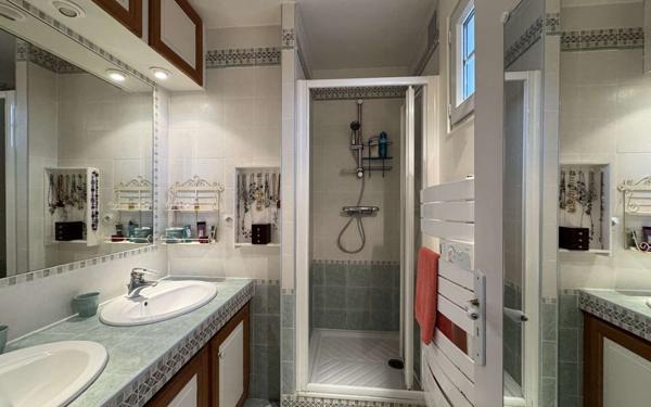 Maison à vendre    7 pièces • 190 m2 Chailly-en-Bière