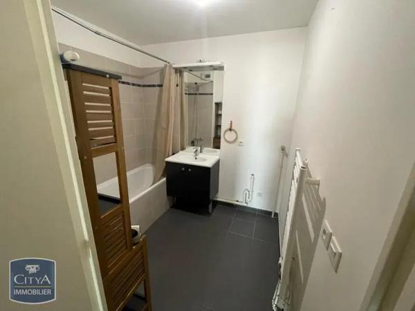 Appartement à louer 3 pièces 56.64m² Vitry-sur-Seine (94400)