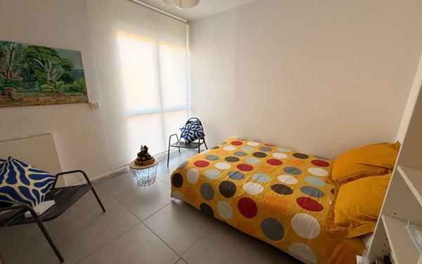 Appartement à vendre    3 pièces •  Toulon