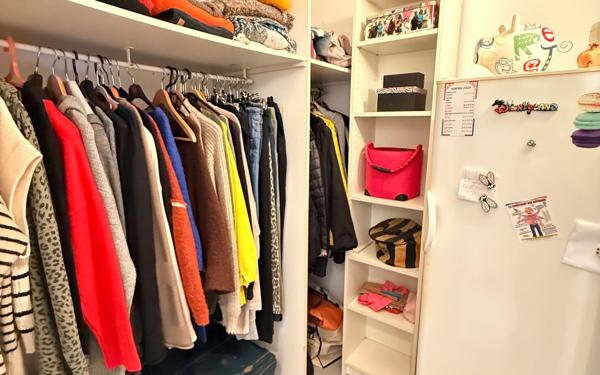 Appartement à vendre    3 pièces •  Toulon