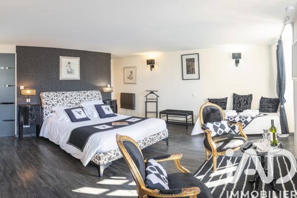 Maison à vendre 15 pièces 620 m² Mazamet