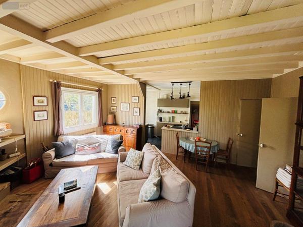 Maison à vendre à Lège-Cap-Ferret en Gironde (33950), ref : 013/354   
les 44 hectares