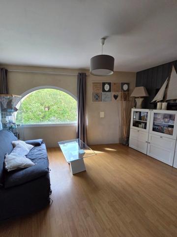 Maison à vendre 7 pièces VAUJOURS - 140 m2 - Jardin et sous-sol total