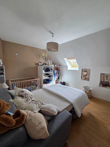 Maison à vendre 7 pièces VAUJOURS - 140 m2 - Jardin et sous-sol total